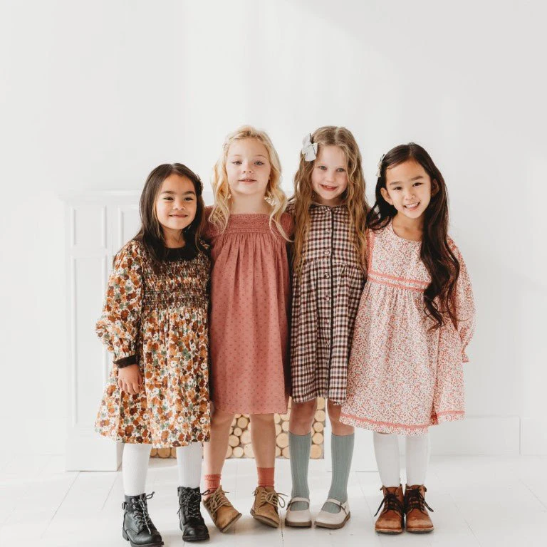 LARILI collection preview